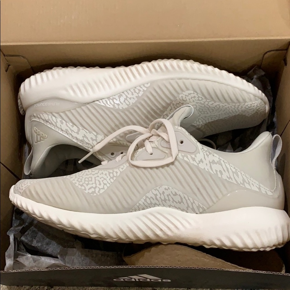 ADIDAS ALPHABOUNCE